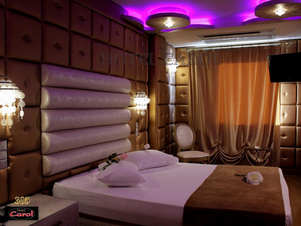 Carol Hotel 피레아스 외부 사진