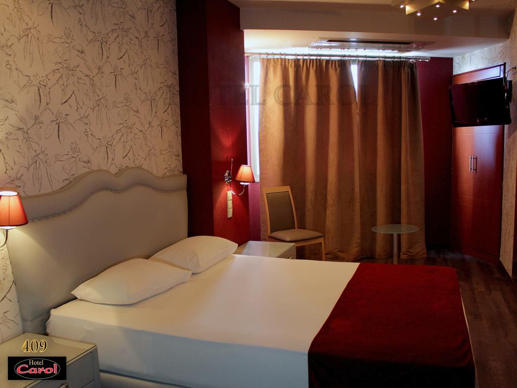 Carol Hotel 피레아스 외부 사진