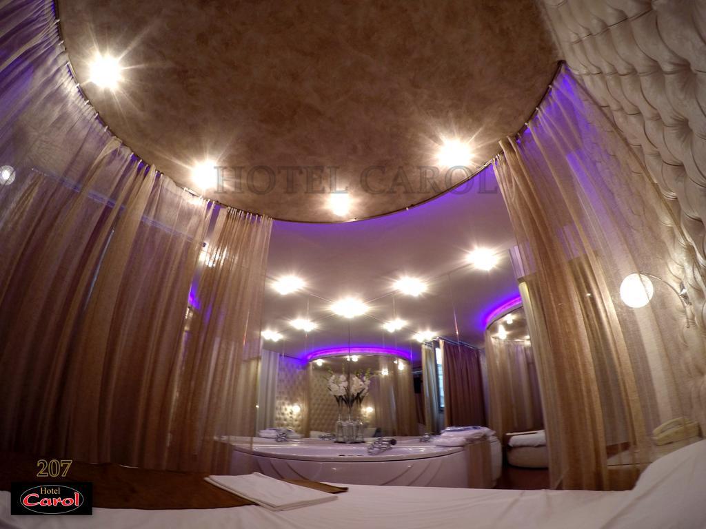 Carol Hotel 피레아스 외부 사진
