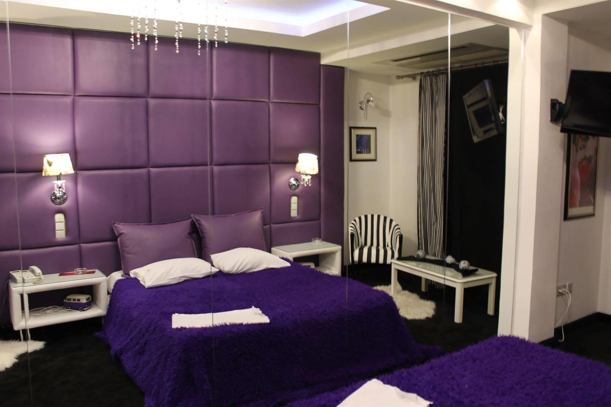 Carol Hotel 피레아스 외부 사진
